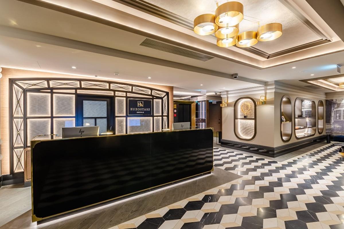 Отель Eurostars Lisboa Baixa Экстерьер фото